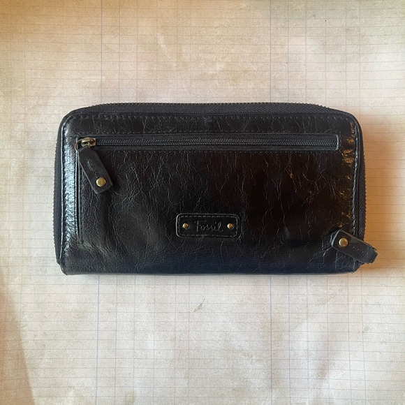 Fossil Montreal Zip Clutch Wallet in Black Leather - Picture 5 of 10